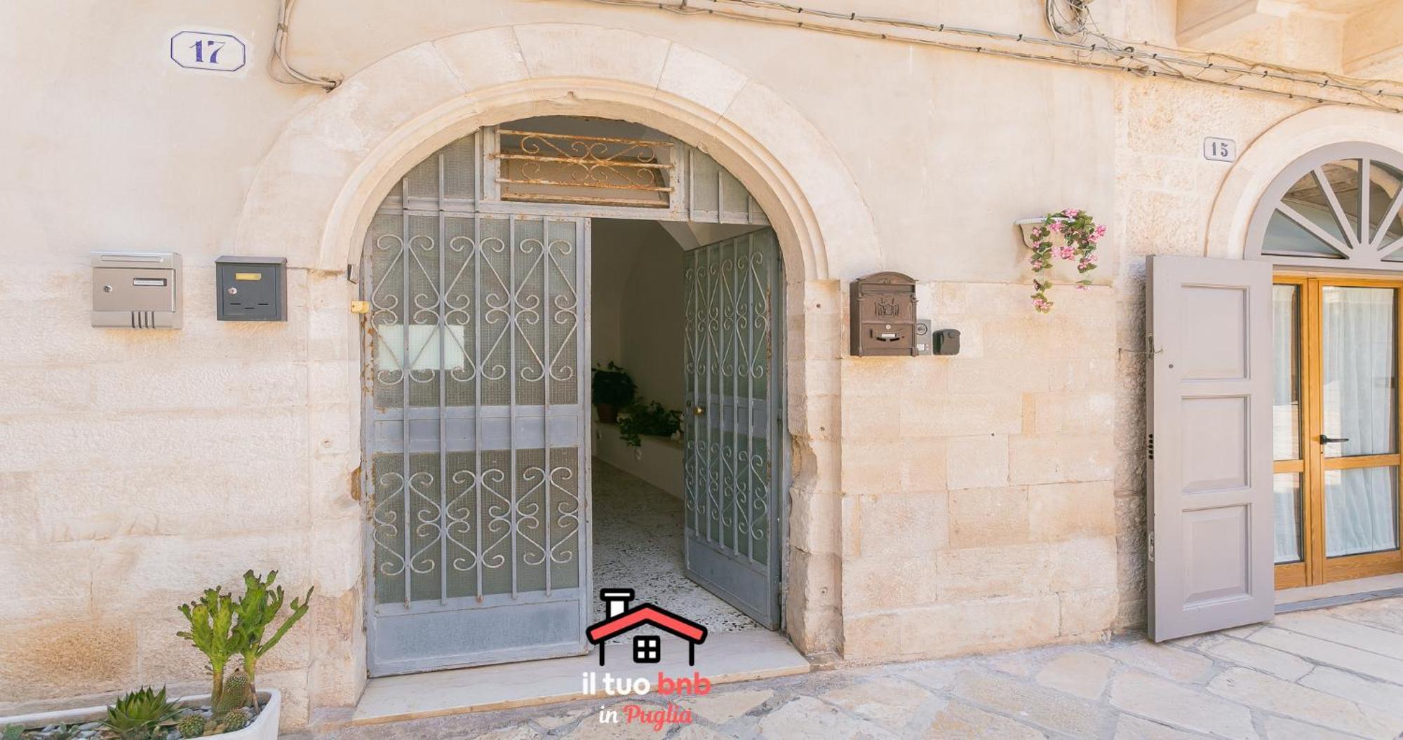 Casa Bianca Bnb,Big Terrace,10 Min Airport Beaches بيتونتو المظهر الخارجي الصورة